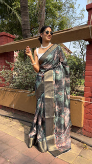 Tempting Black colour Printed Dola Silk Saree With Fantabulous Blouse Piece