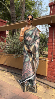 Tempting Black colour Printed Dola Silk Saree With Fantabulous Blouse Piece